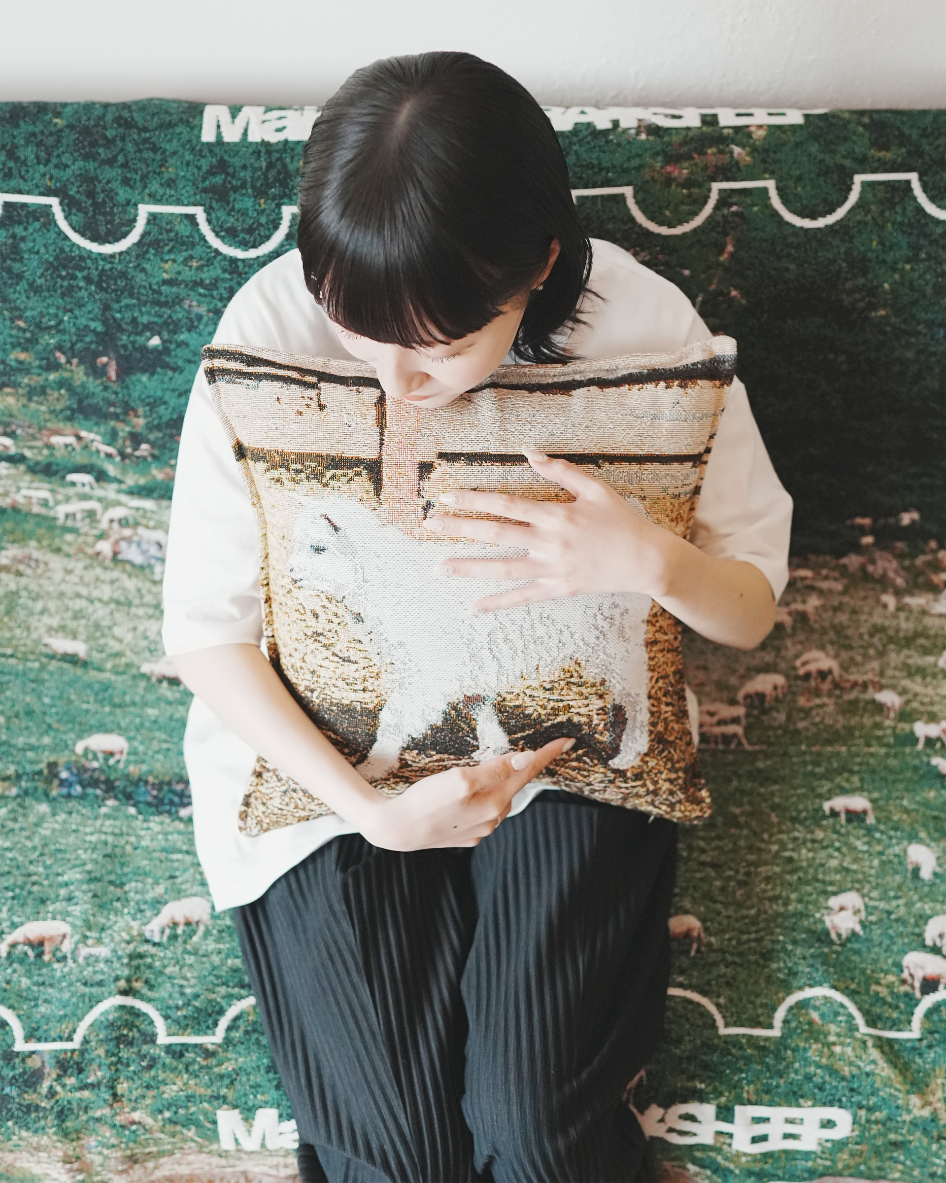 STRAYSHEEP CUSHION COVER